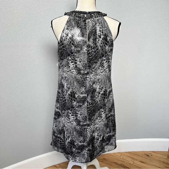 White House Black Market Snakeskin Print Halter Jeweled Neck Mini Dress Sz 6 - Picture 5 of 10